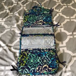Vera Bradley Hangin Travel Organizer